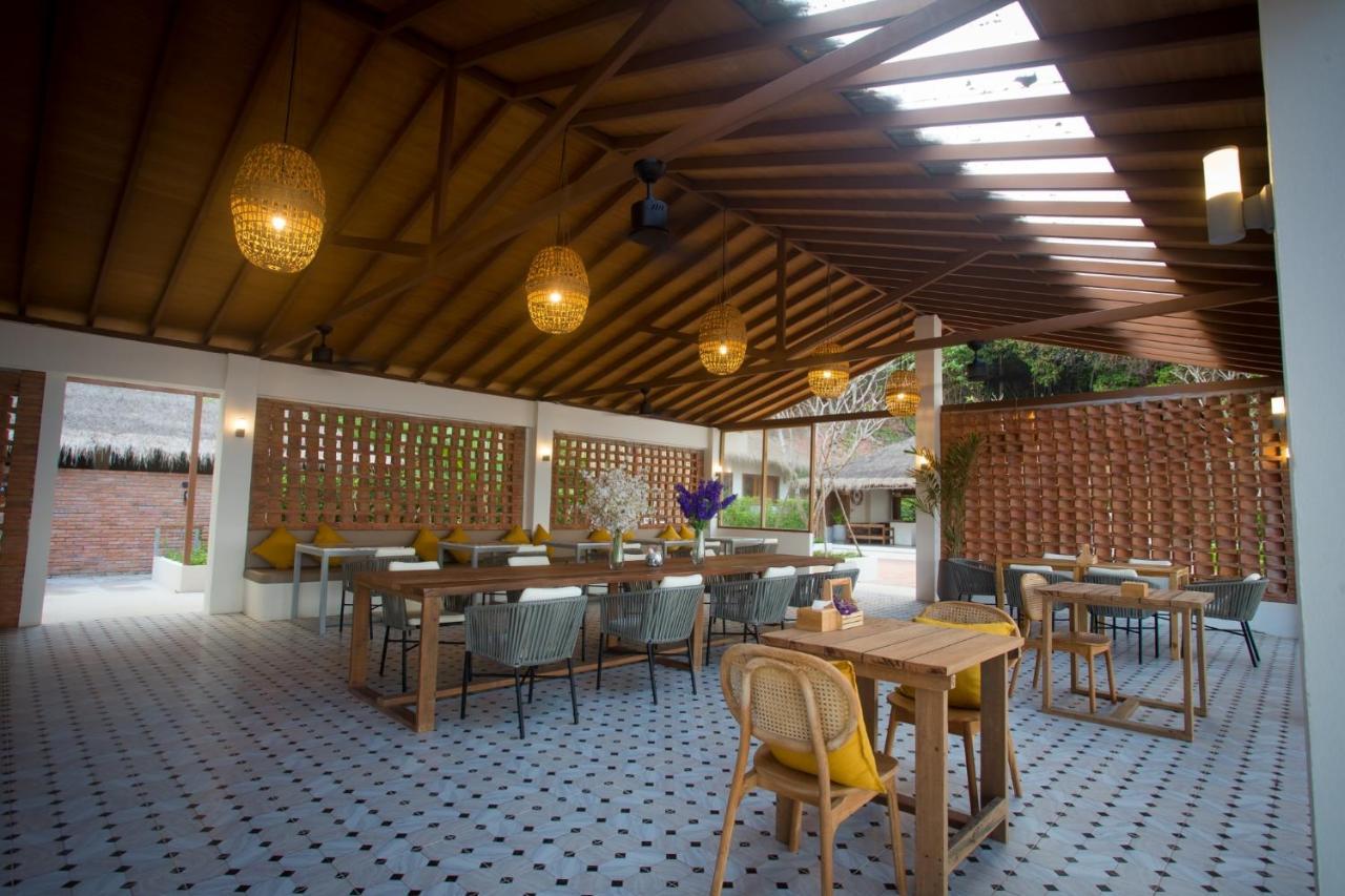 The Nest Private Beach Resort Чумфон Екстериор снимка