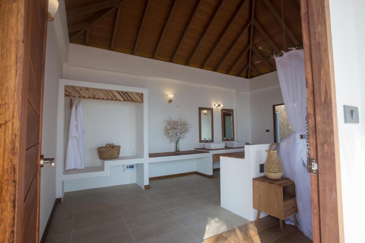 The Nest Private Beach Resort Чумфон Екстериор снимка