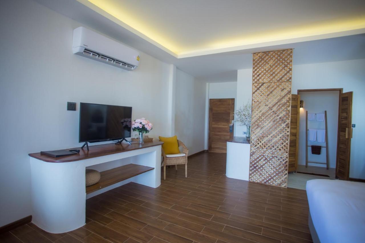 The Nest Private Beach Resort Чумфон Екстериор снимка