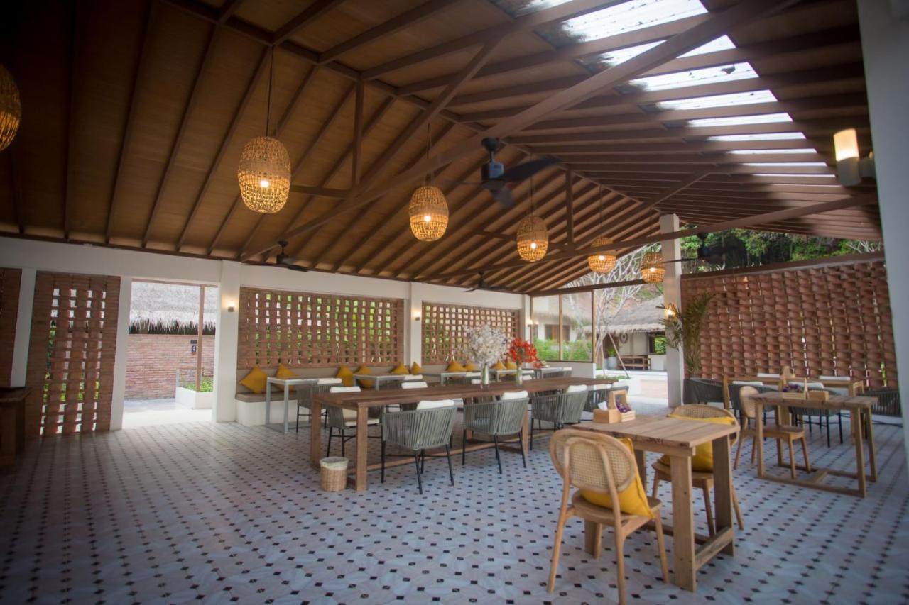 The Nest Private Beach Resort Чумфон Екстериор снимка